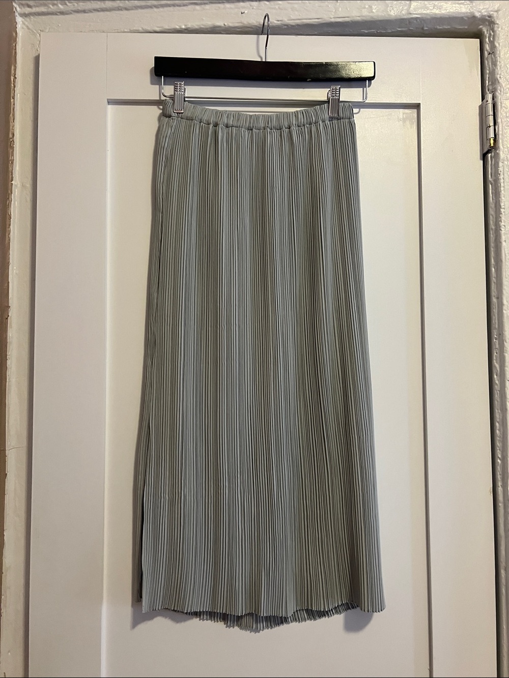 Club Monaco Pleated Midi Skirt - Sage Green